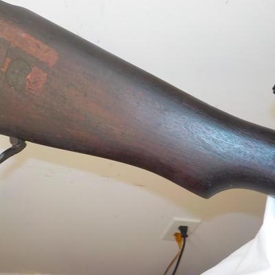 303 British Lee- Enfield no.4 MK1, WW2 rifle. est. $350 to $700.