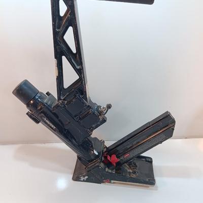 Husky pneumatic 3 in 1 flooring Nailer