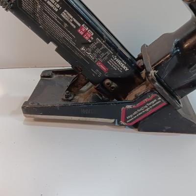 Husky pneumatic 3 in 1 flooring Nailer