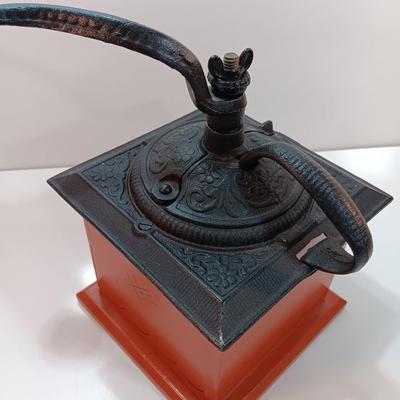 Vintage Dovetail Wood Ornate Cast Iron Top Hand Crank Coffee Grinder with Drawer