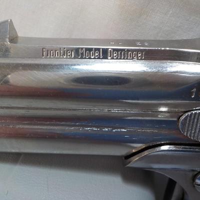 Frontier Arms Derringer 2 shot , 38 special. single action. est. $150 to $400.;