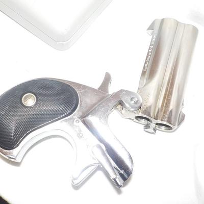 Frontier Arms Derringer 2 shot , 38 special. single action. est. $150 to $400.;