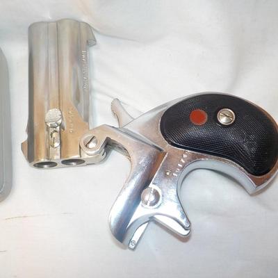 Frontier Arms Derringer 2 shot , 38 special. single action. est. $150 to $400.;