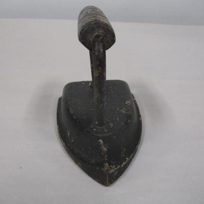Vintage Cast Iron Sad-iron