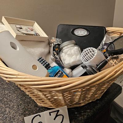 Personal care basket