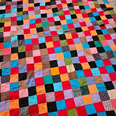 Quilt top approx 87 X 73 1/3