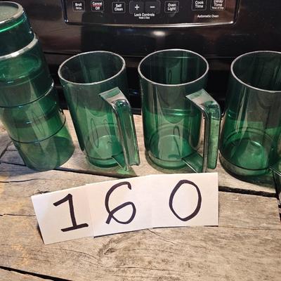 Tupperware cup set