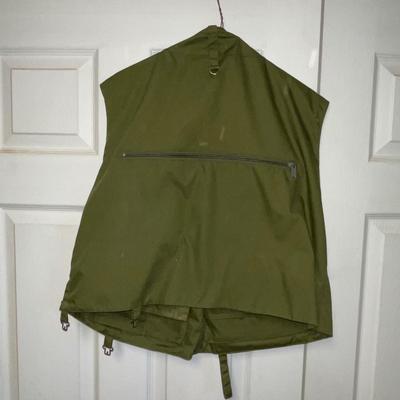 S1927 Orvis Fly Fishing Vest with Trolley Waders