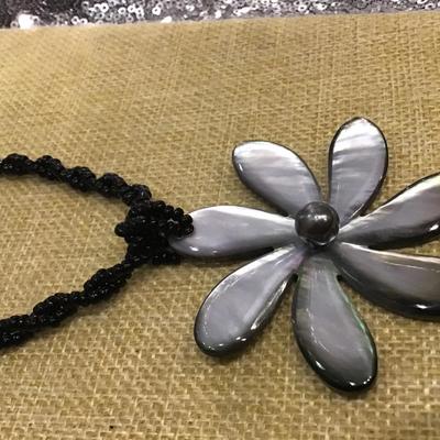 Glass Beaded Mother of Pearl Necklace