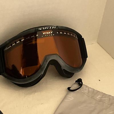 UB2031 Vintage Smith Ski Goggles with Leather Mittens