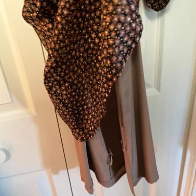 UB2052 Vintage Dresses Gold Worm Knit, Silk Dress, Richard Warren Suit