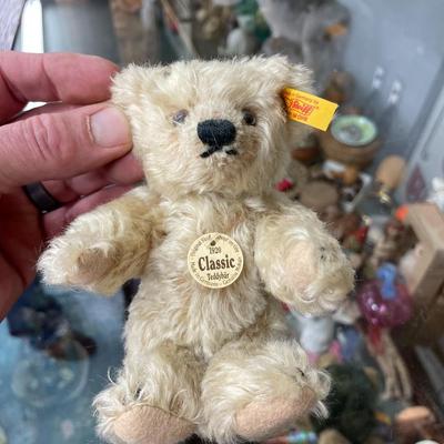 Steiff Classic Bear