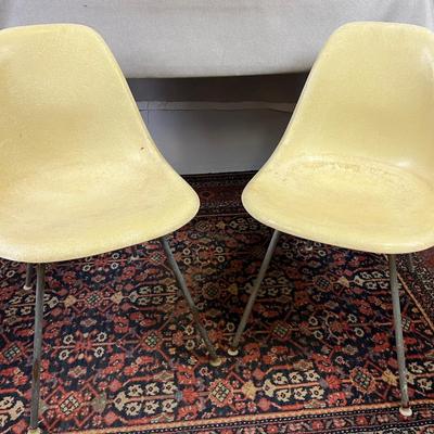 Vintage Herman Miller Side Shell Chairs Parchment, MCM