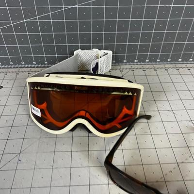 Oakley Glass and Smith Goggles 