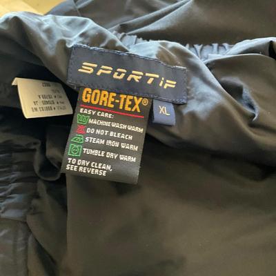 UB2062 Two Pairs of Mens Gortex Ski Pants