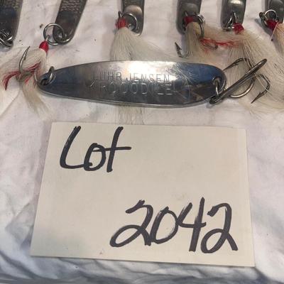 S2042 Mixed LOT of Fishing Lures