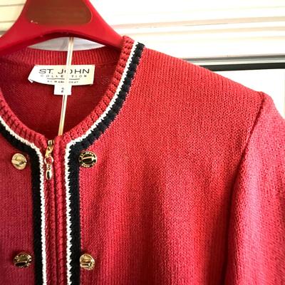 UB2075 Two Piece ST. JOHN Red Pant Suit