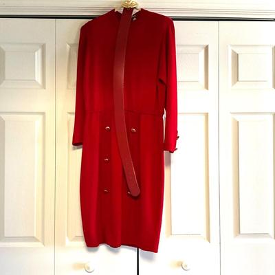 UB2079 ST. JOHN Red Knit Dress with Belt Size 8