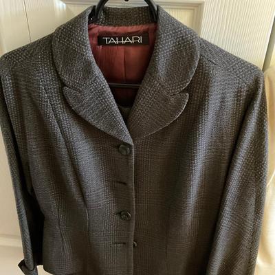 UB2090 Lot of Four Designer Vintage Suits
