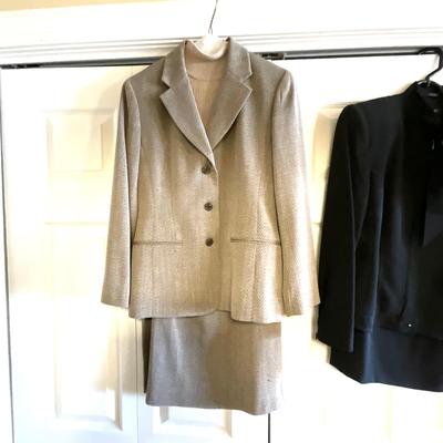 UB2090 Lot of Four Designer Vintage Suits