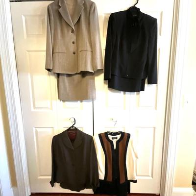 UB2090 Lot of Four Designer Vintage Suits
