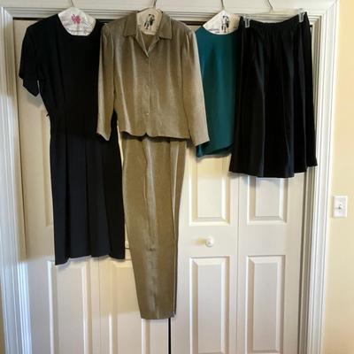 UB2094 Vintage Silk Black Pants, Suits, Blouses by Anne Klein