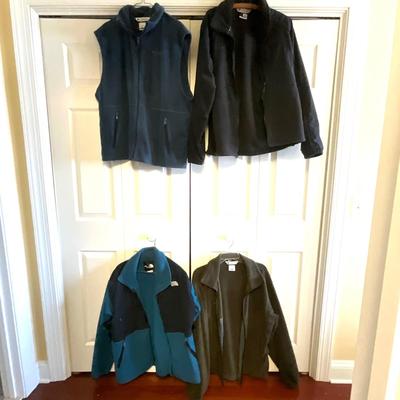 UB2096 Lot of 4 Fleece Pullover and Jackets Columbia & North Face