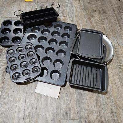 Numerous bakeware