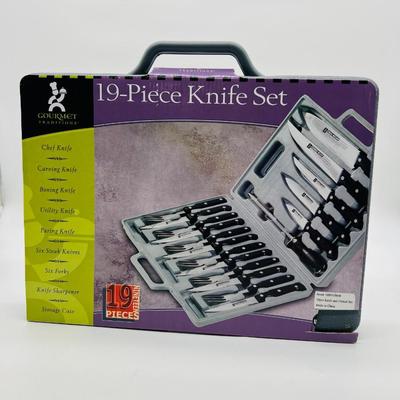 GOURMET TRADITIONS 19 Piece Knife Set