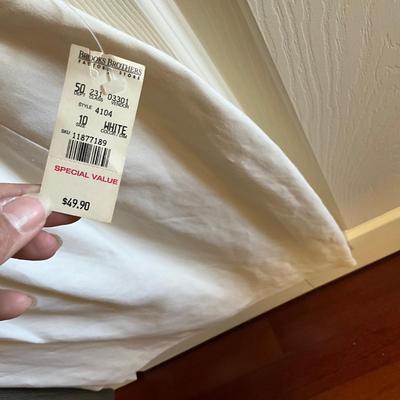 UB2100 Lot of Vintage Ladies Brooks Brothers Clothing