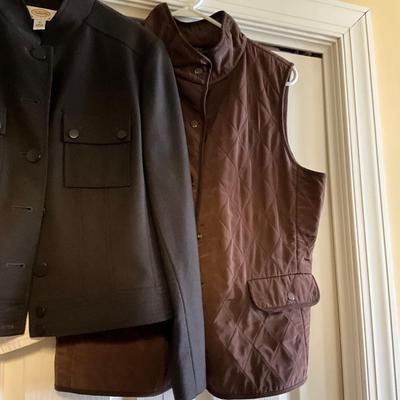 UB2104 Large Lot of Women's TALBOTS Clothing Lot