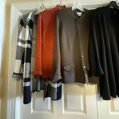 UB2105 Large Lot of Women's  TALBOTS Sweaters, Pants and Knit Jackets