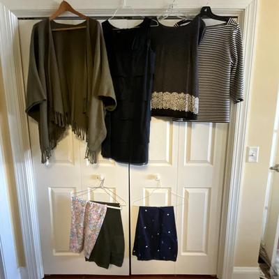 UB2106 Lot of Ladies TALBOTS Clothing