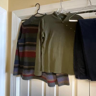 UB2111 Large Lot of Ralph Lauren Ladies Clothing