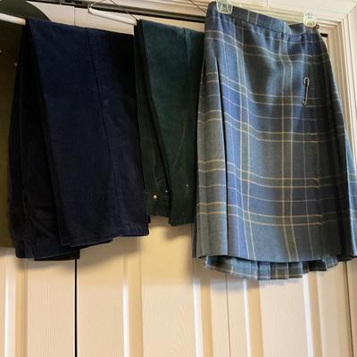 UB2111 Large Lot of Ralph Lauren Ladies Clothing