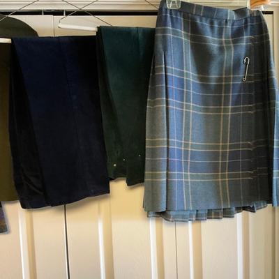 UB2111 Large Lot of Ralph Lauren Ladies Clothing