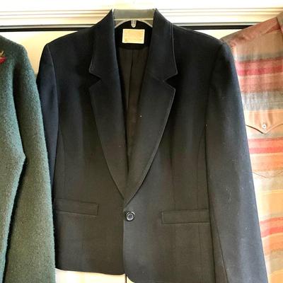 UB2112 Lot of Ladies PENDLETON Clothing