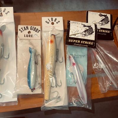 S2080 LOT of Fishing Lures