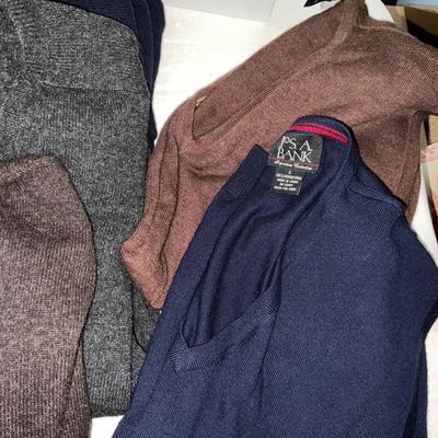UB2123 Lot of Mens Large Pullover Wool Sweaters, Pendleton, Peru, Jos. Banks, Brooks Brothers