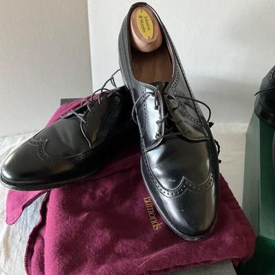 UB2127 Two Pairs of Mens Wing Tip Black Dress Shoes Allen Edmunds & Florsheim