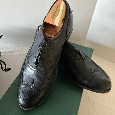 UB2127 Two Pairs of Mens Wing Tip Black Dress Shoes Allen Edmunds & Florsheim