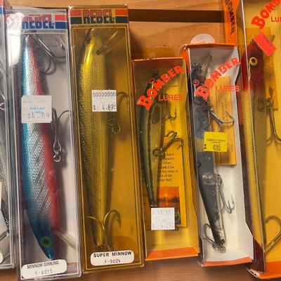 S2082 LOT of Fishing Lures-New In-Box