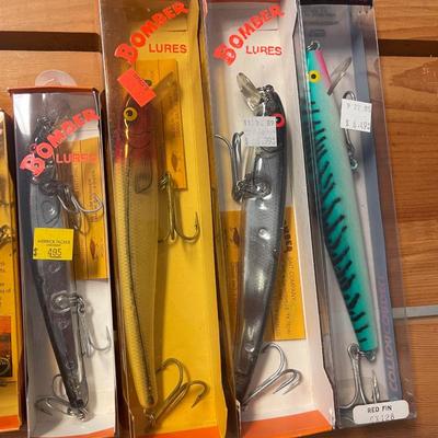 S2082 LOT of Fishing Lures-New In-Box