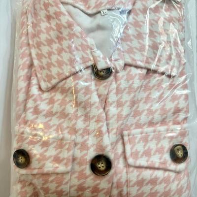 23 Pink & White Houndstooth Heavy Jackets New in Package Sizes S, L & XL