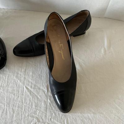 UB2129 Ladies Dress Shoes Anne Klein/Salvatore Ferragamo size 8.5