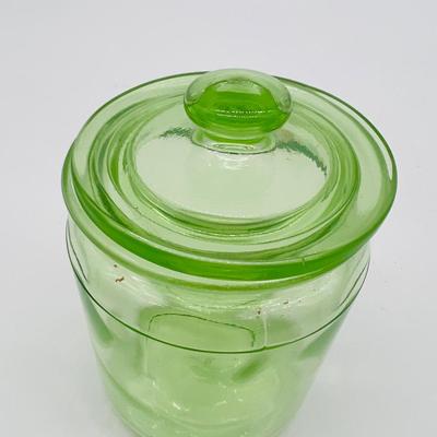 ANCHOR HOCKING DEPRESSION URANIUM  GREEN GLASS LIDDED PROVISION JAR