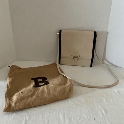 UB2138 Vintage BALLY Leather Purse