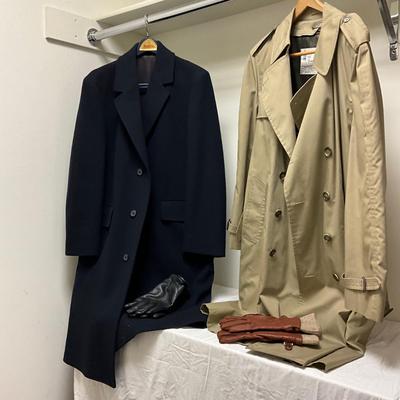 FC2145 Two LONDON FOG Navy Wool Dress Coat and Tan Rain Coat with Liner Leather Gloves