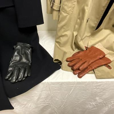 FC2145 Two LONDON FOG Navy Wool Dress Coat and Tan Rain Coat with Liner Leather Gloves