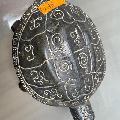 Metal Turtle W/ Pattern Design